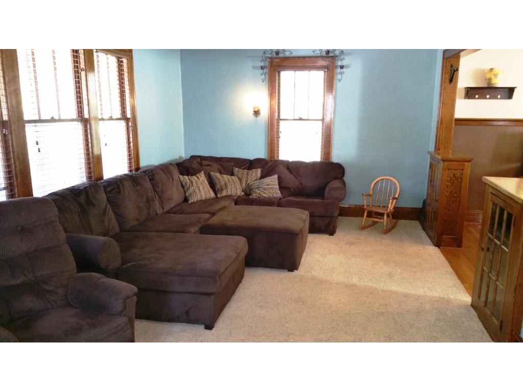 311 3rd St NE, Waseca, MN 56093 photo 2