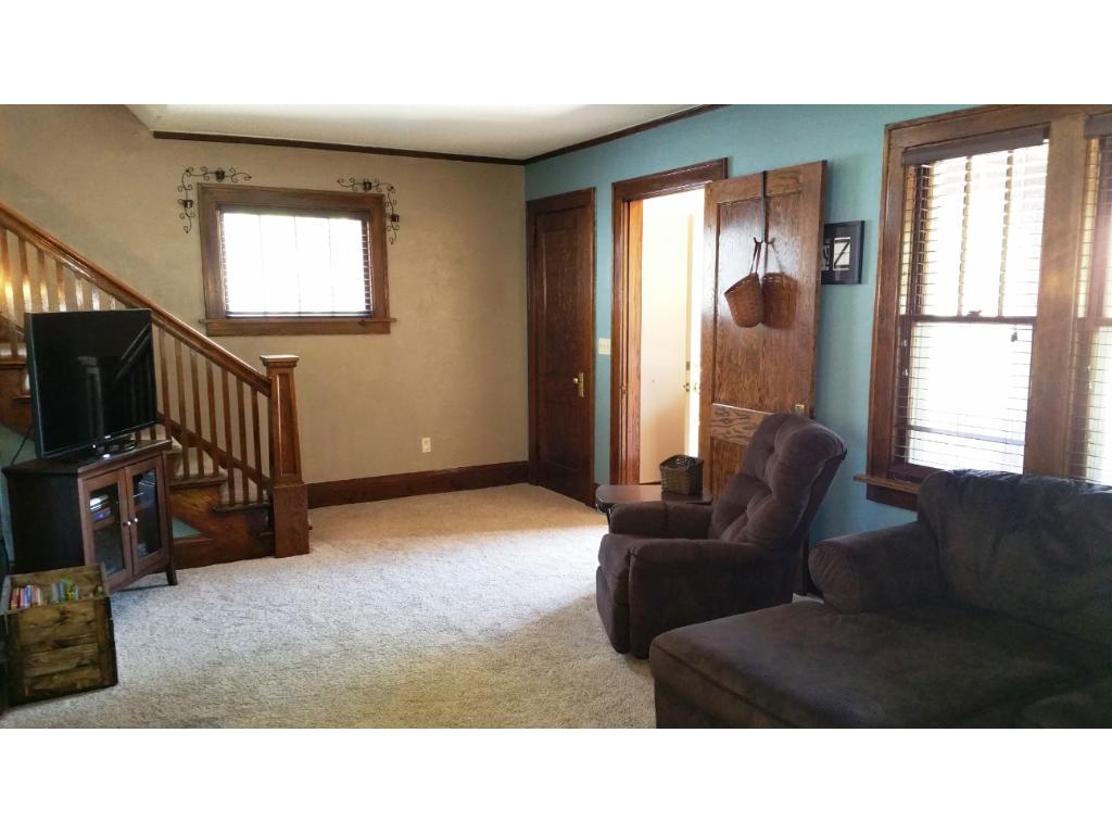 311 3rd St NE, Waseca, MN 56093 photo 3