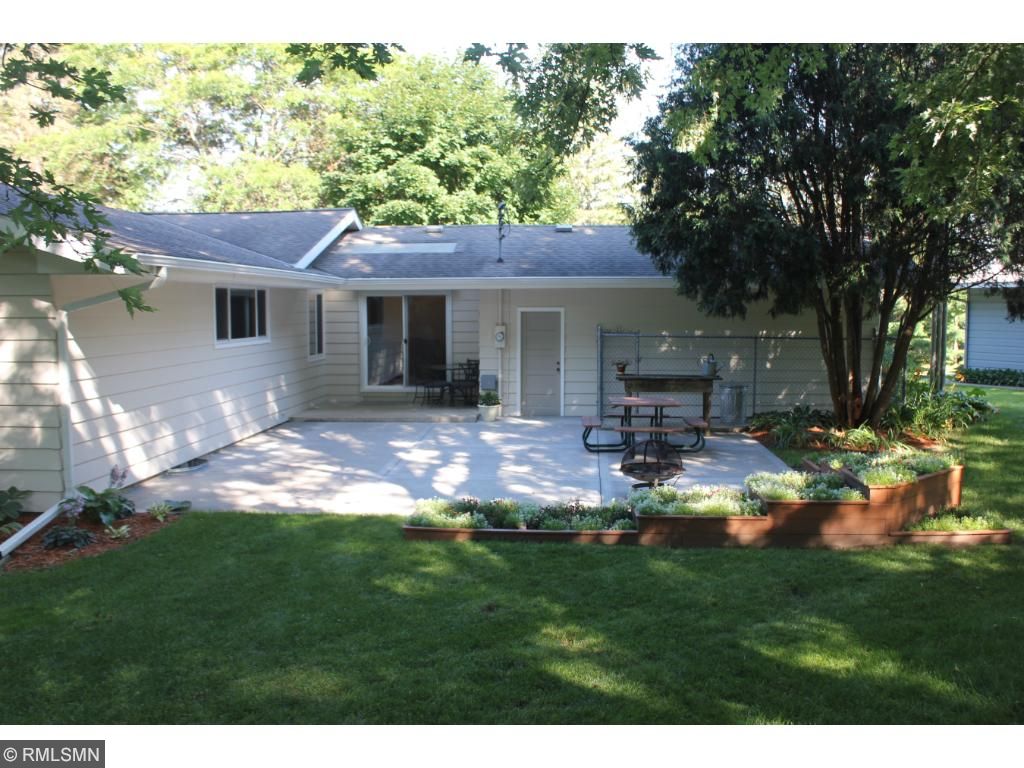37 Roger Rd, Saint Cloud, MN 56301 photo 2