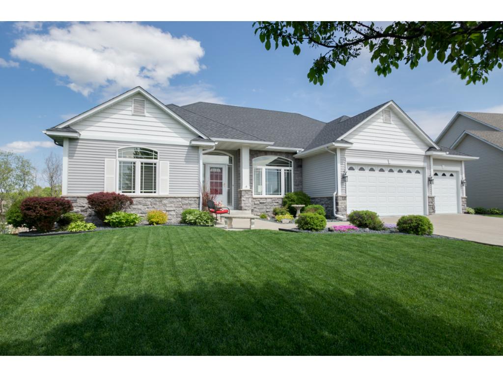 4824 Redpoll Ct, Eagan, MN 55123 photo 1