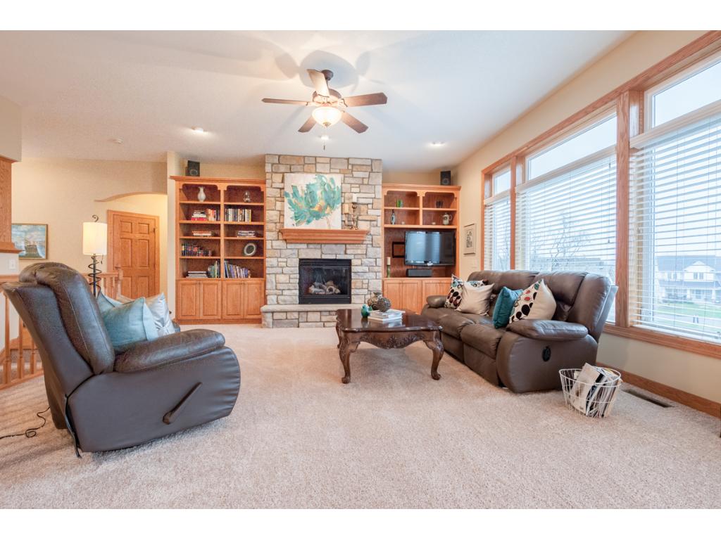 4824 Redpoll Ct, Eagan, MN 55123 photo 5