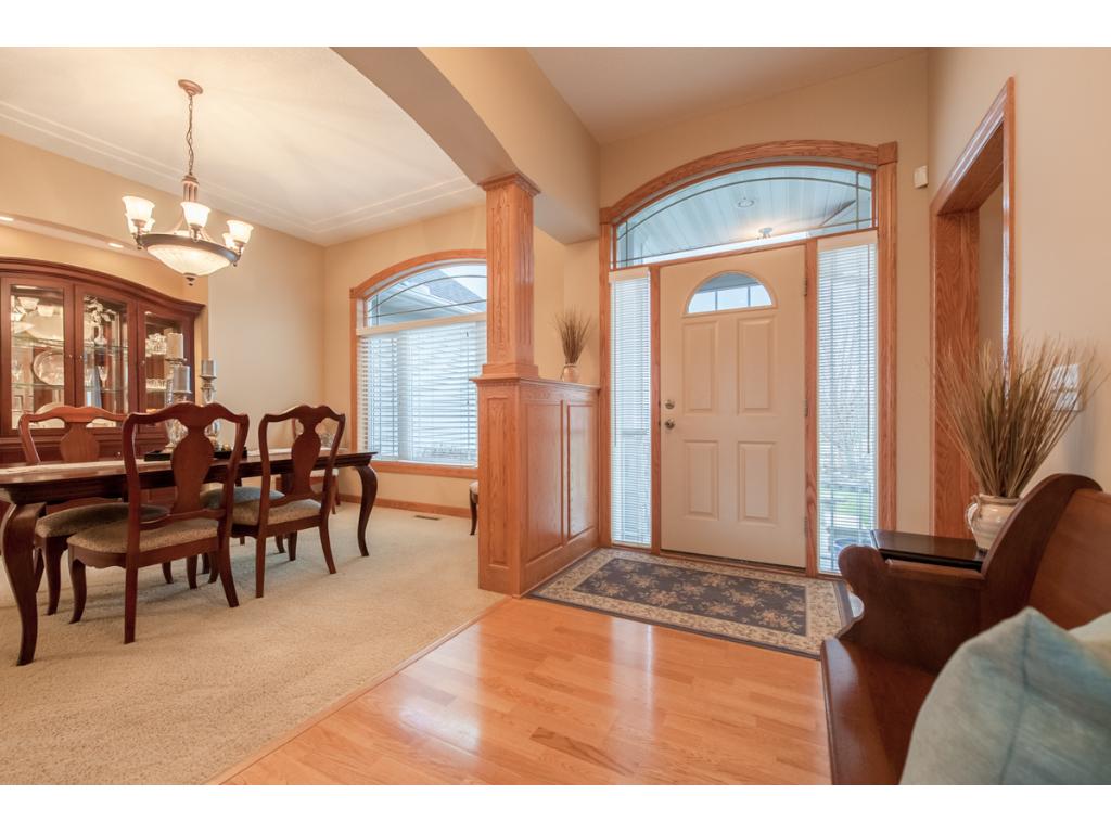 4824 Redpoll Ct, Eagan, MN 55123 photo 3