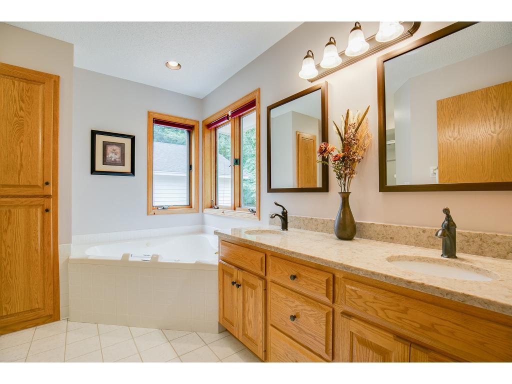 6525 Belle St, Loretto, MN 55357 photo 8