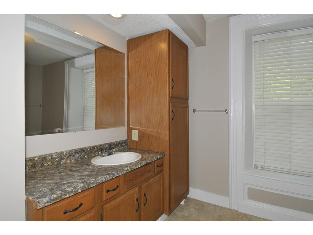 728 3rd Ave NW, Faribault, MN 55021 photo 9