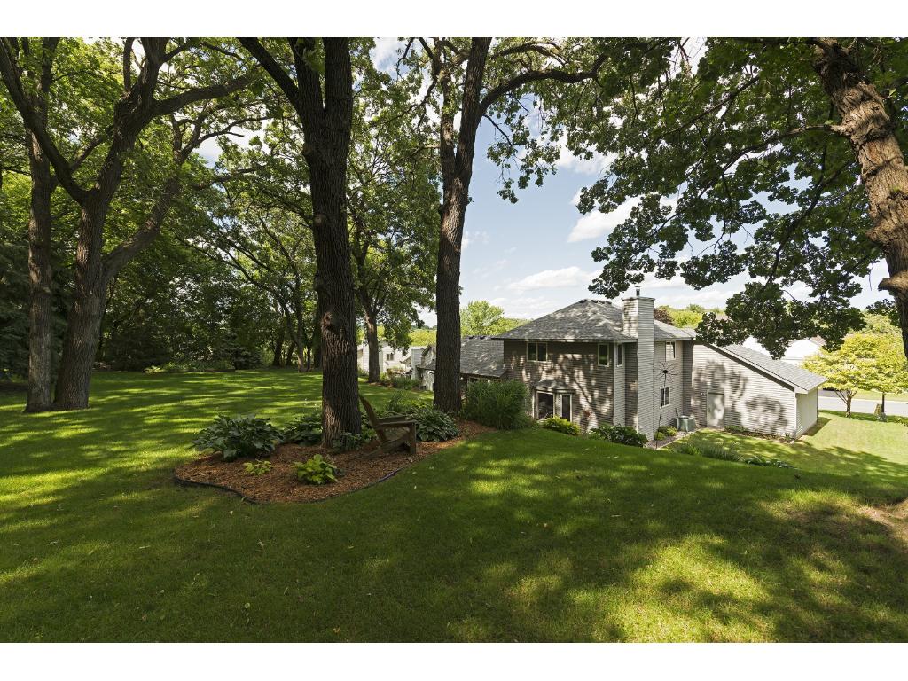 3390 Rolling Hills Dr, Eagan, MN 55121 photo 21