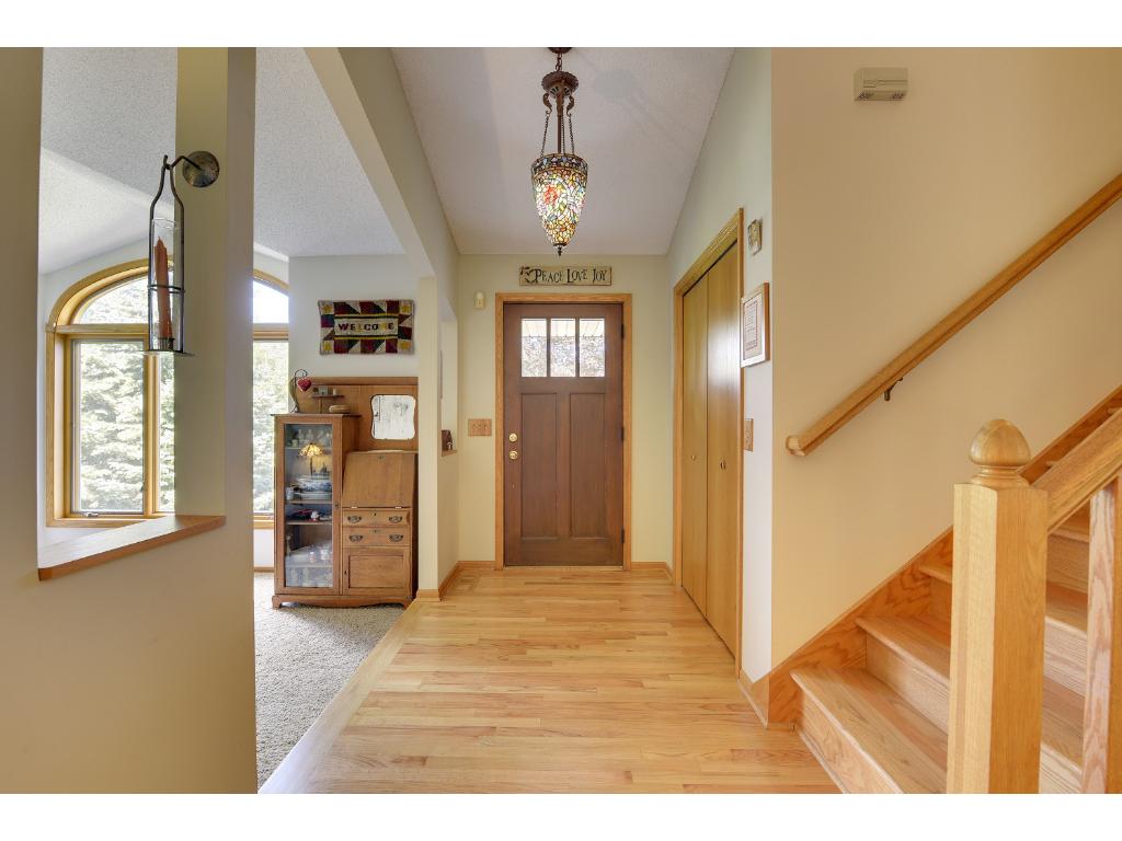 3390 Rolling Hills Dr, Eagan, MN 55121 photo 2