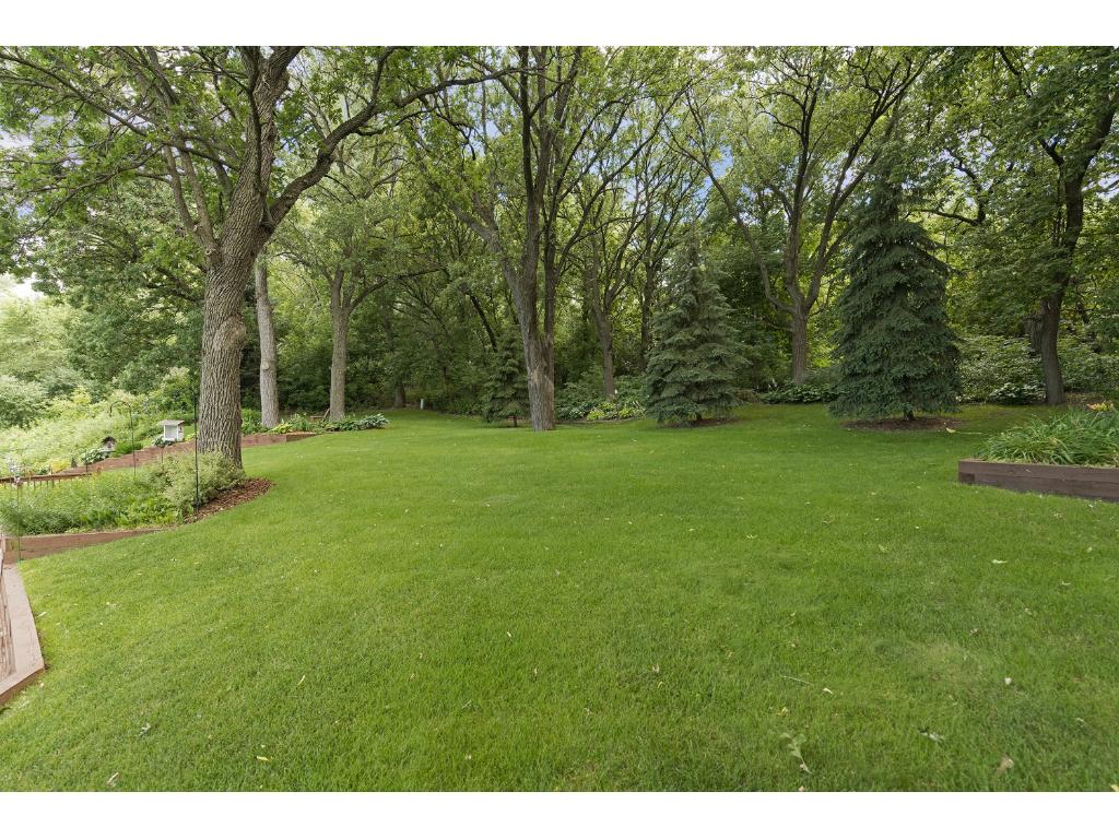 3390 Rolling Hills Dr, Eagan, MN 55121 photo 20
