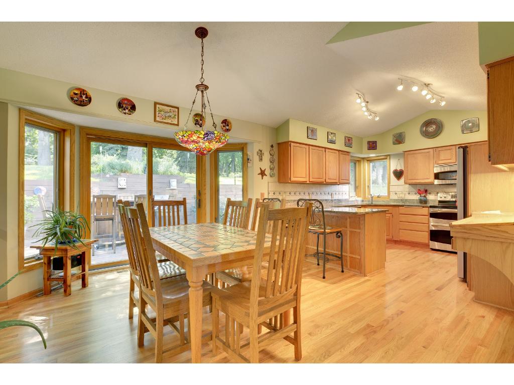 3390 Rolling Hills Dr, Eagan, MN 55121 photo 6
