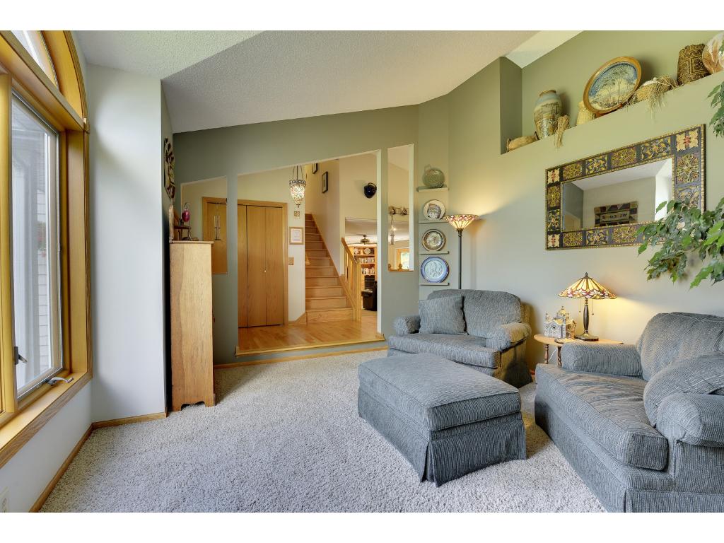 3390 Rolling Hills Dr, Eagan, MN 55121 photo 5