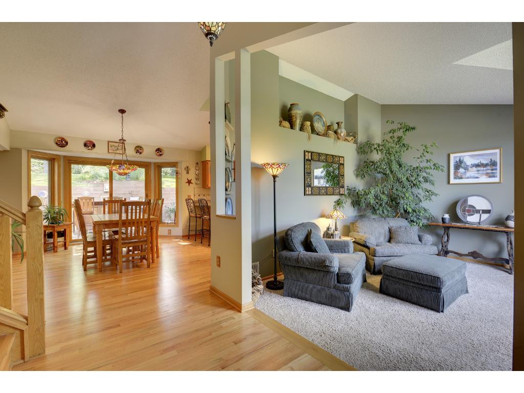3390 Rolling Hills Dr, Eagan, MN 55121 photo 3