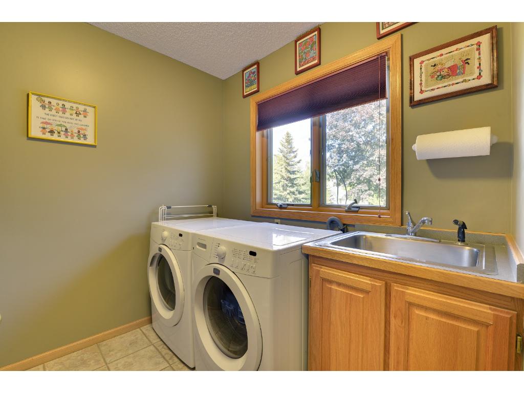 3390 Rolling Hills Dr, Eagan, MN 55121 photo 19