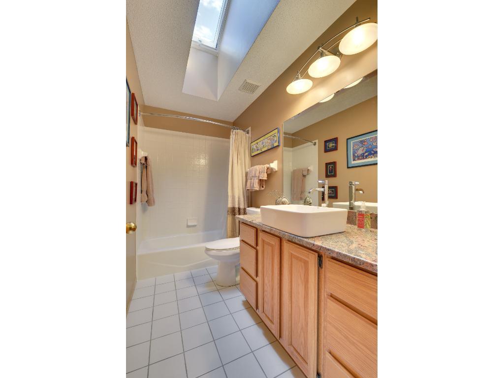 3390 Rolling Hills Dr, Eagan, MN 55121 photo 13