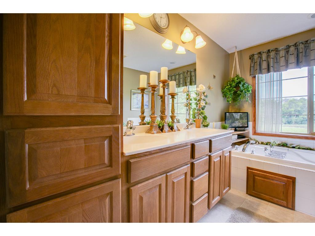 3014 8th Ave NW, Faribault, MN 55021 photo 13