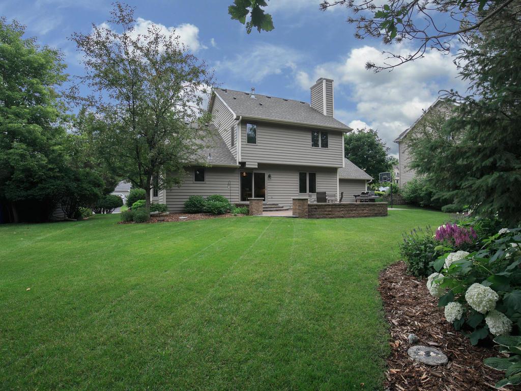 4181 Countryside Dr, Eagan, MN 55123 photo 3