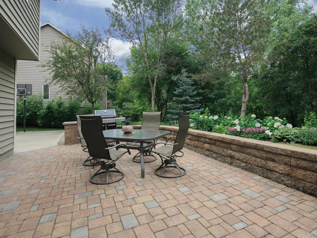 4181 Countryside Dr, Eagan, MN 55123 photo 22