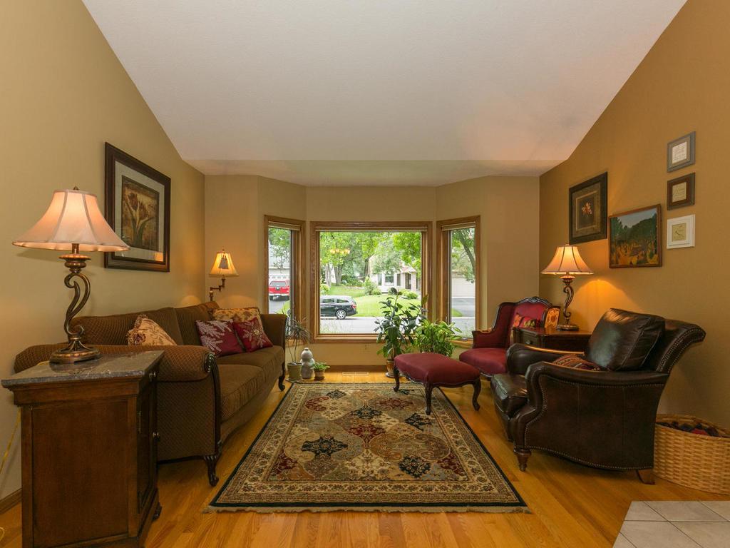 4181 Countryside Dr, Eagan, MN 55123 photo 6