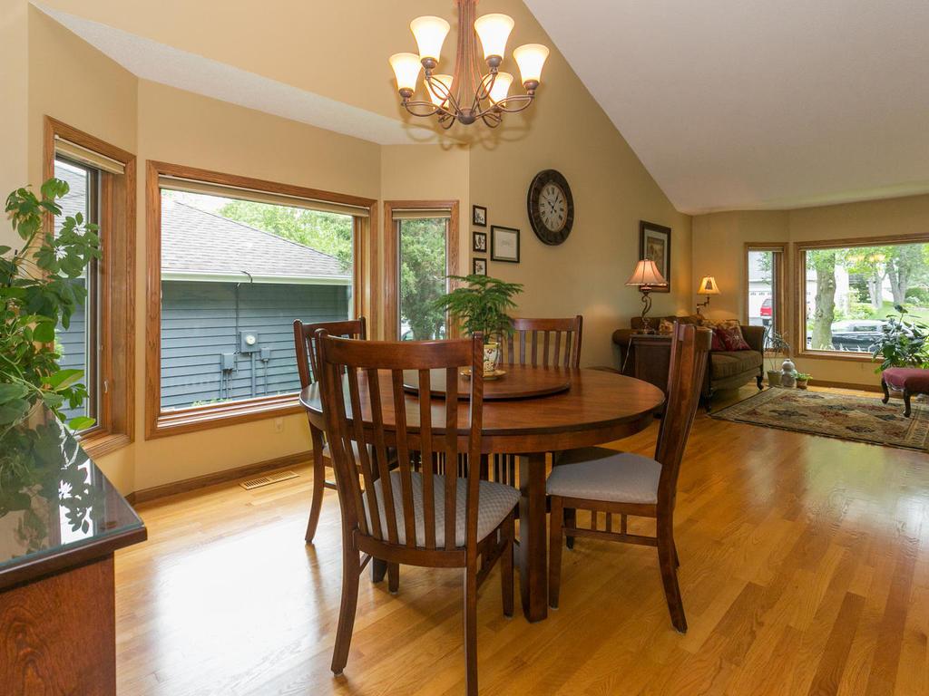 4181 Countryside Dr, Eagan, MN 55123 photo 13