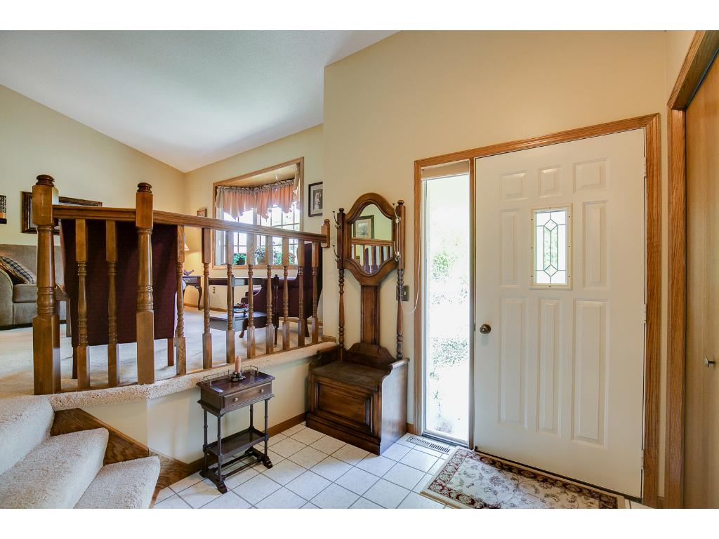 9622 Lakeside Trl, Champlin, MN 55316 photo 2