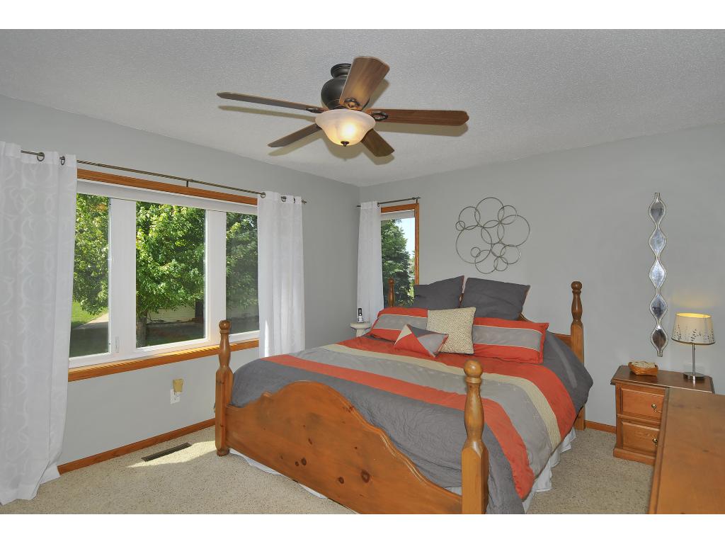 1826 Sunbird Drive Dr, Faribault, MN 55021 photo 10