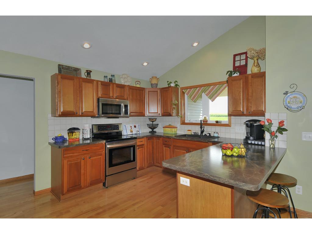 1826 Sunbird Drive Dr, Faribault, MN 55021 photo 7