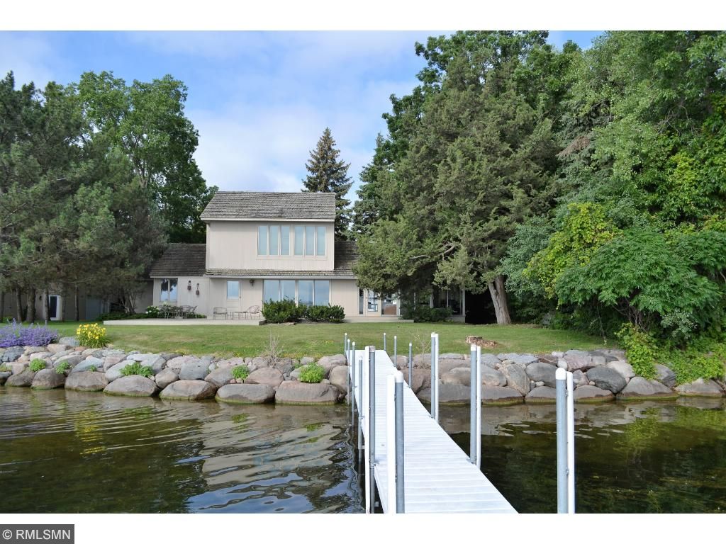 5205 Howards Point Rd, Excelsior, MN 55331 photo 1