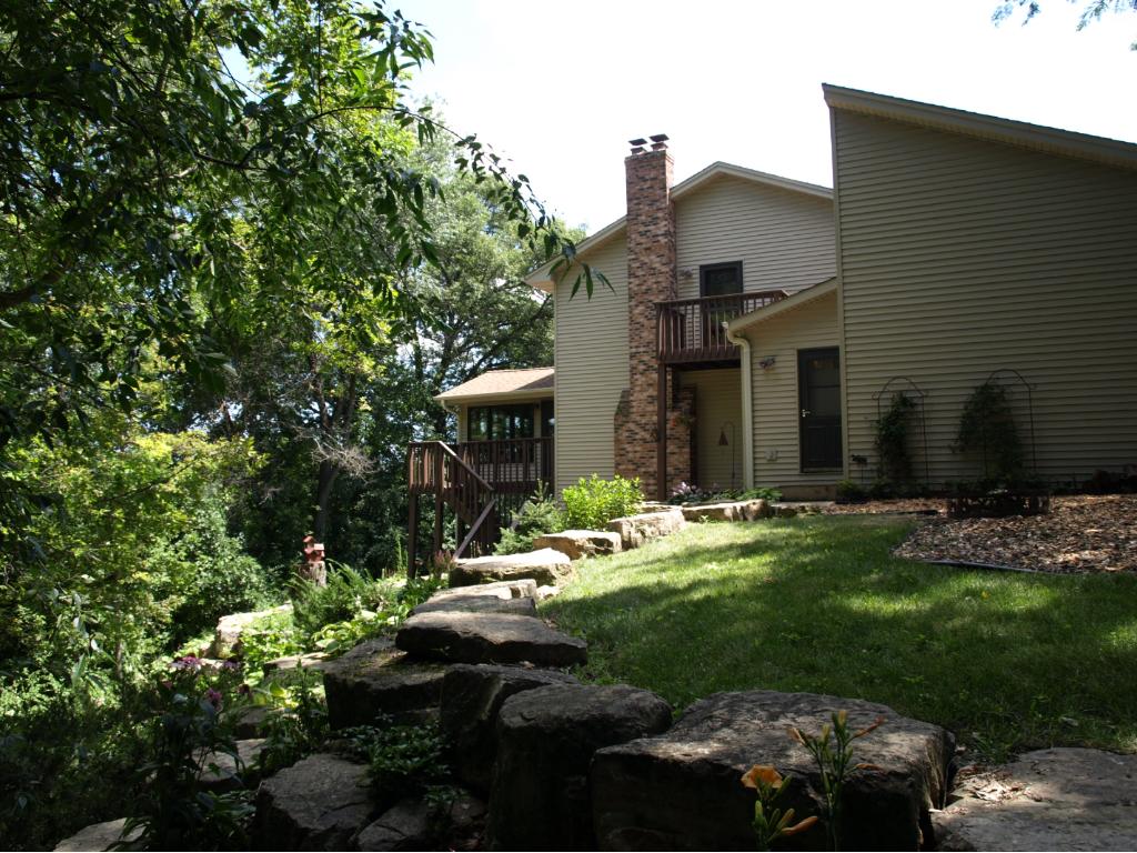 4656 Parkridge Ct, Eagan, MN 55123 photo 24