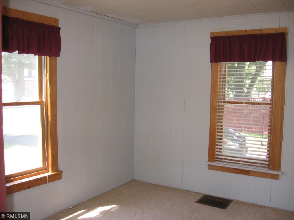 913 S 7th St, Brainerd, MN 56401 photo 9