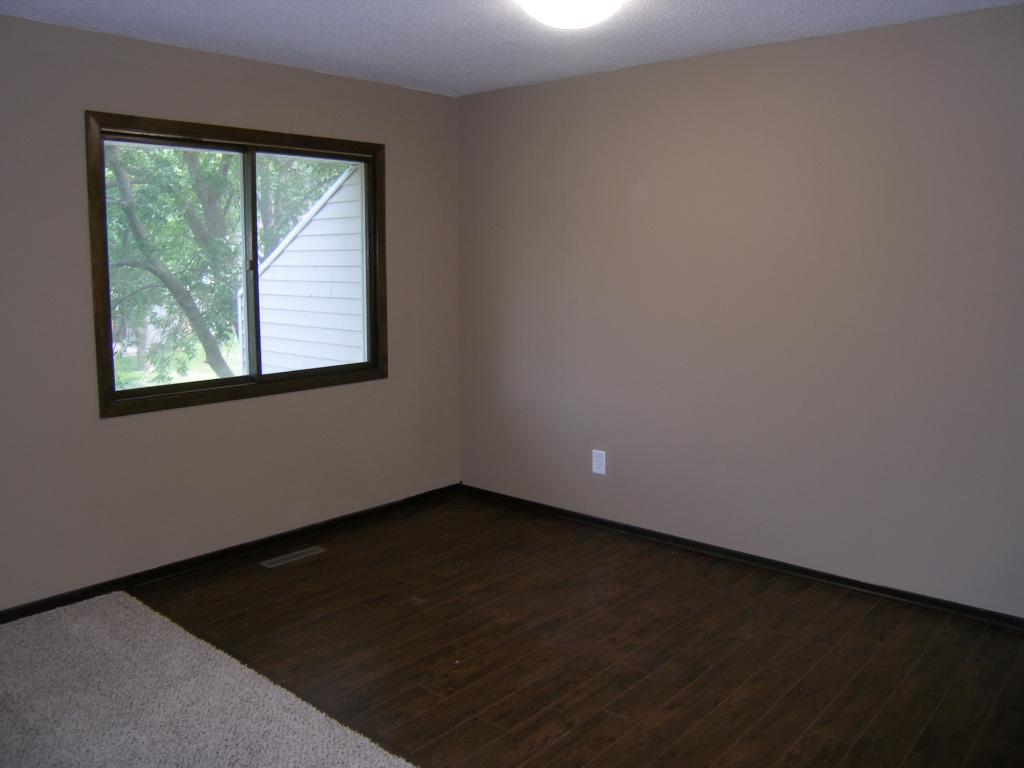 1720 Hickory Hill Dr, Eagan, MN 55122 photo 7