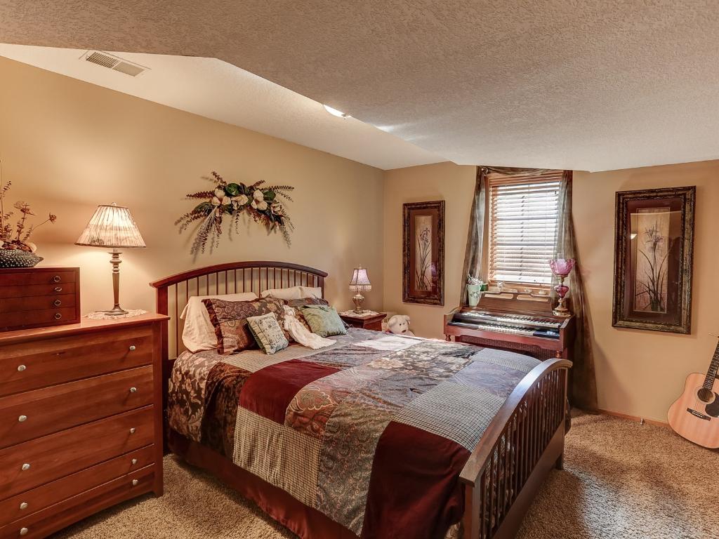 13184 Drumcliffe Path, Rosemount, MN 55068 photo 18