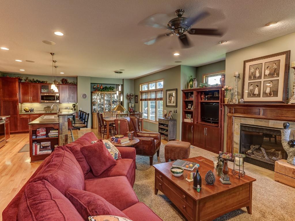 13184 Drumcliffe Path, Rosemount, MN 55068 photo 9