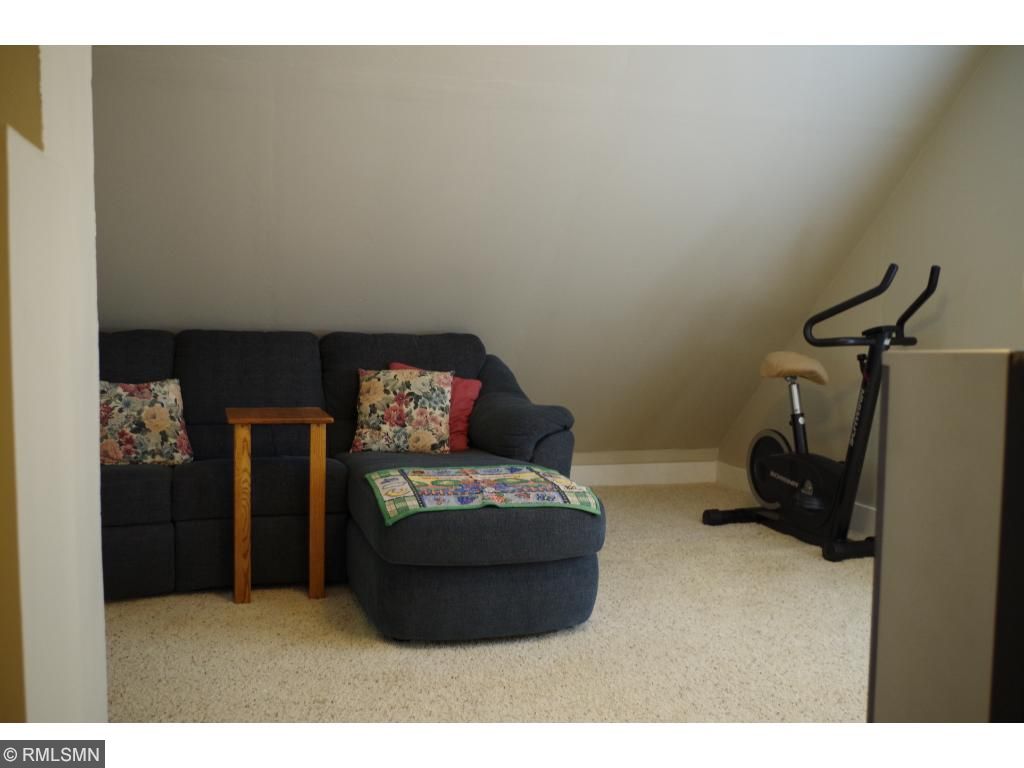 21 3rd St E, Pease, MN 56363 photo 11
