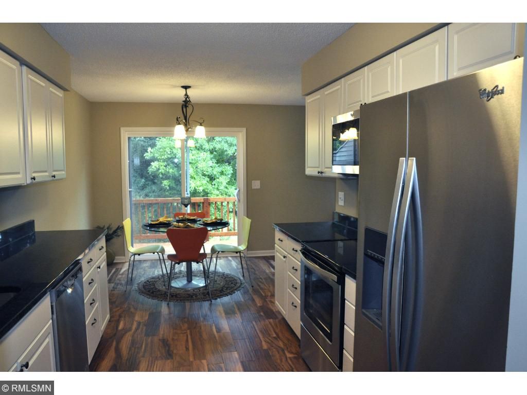 4489 Clover Ln #B, Eagan, MN 55122 photo 2