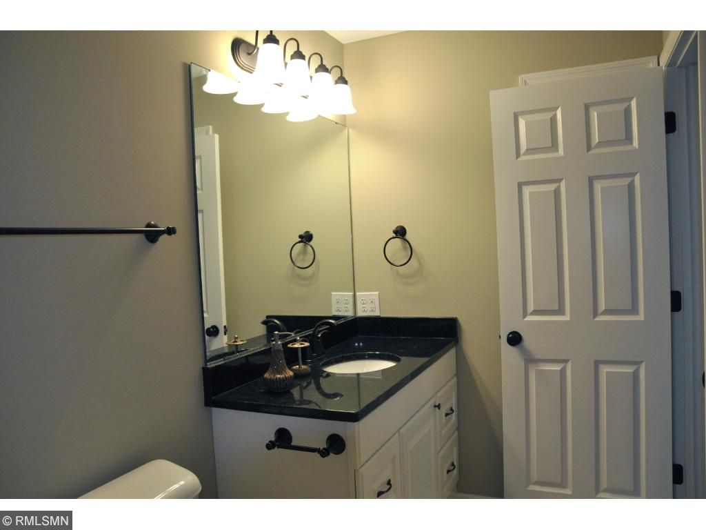 4489 Clover Ln #B, Eagan, MN 55122 photo 7