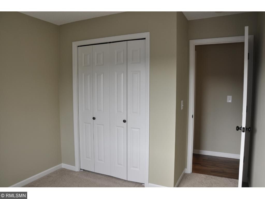 4489 Clover Ln #B, Eagan, MN 55122 photo 11
