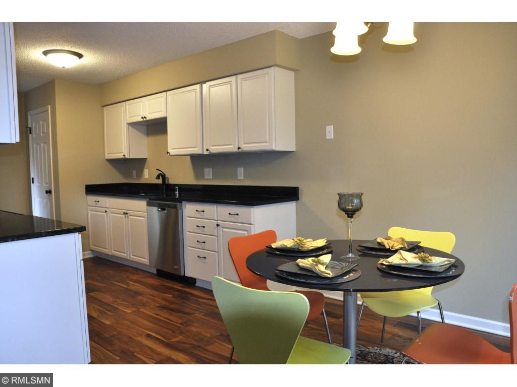 4489 Clover Ln #B, Eagan, MN 55122 photo 3