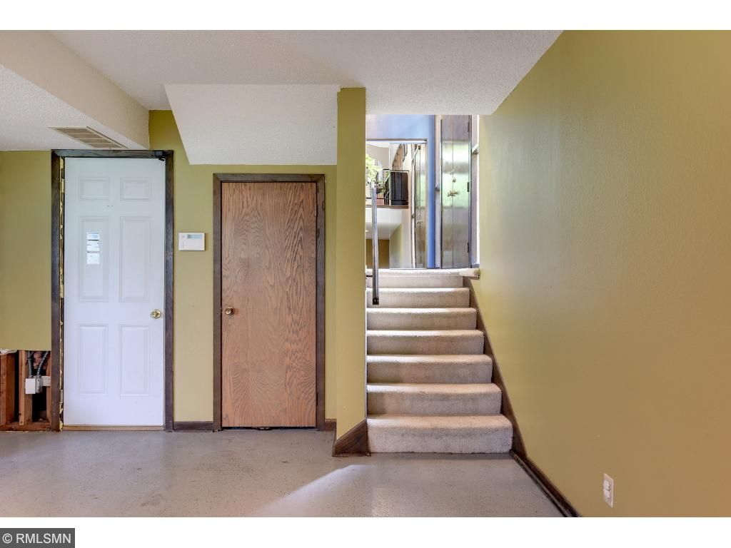 1469 Bridgeview Ave, Eagan, MN 55121 photo 8