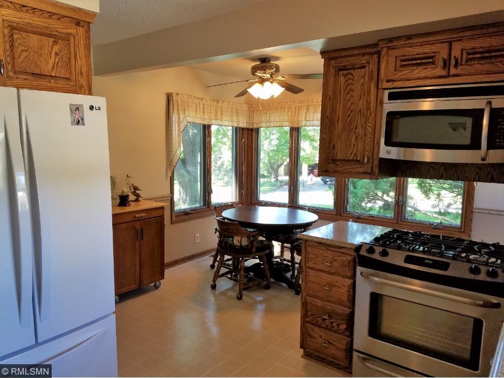 2840 Highview Ter, Eagan, MN 55121 photo 5