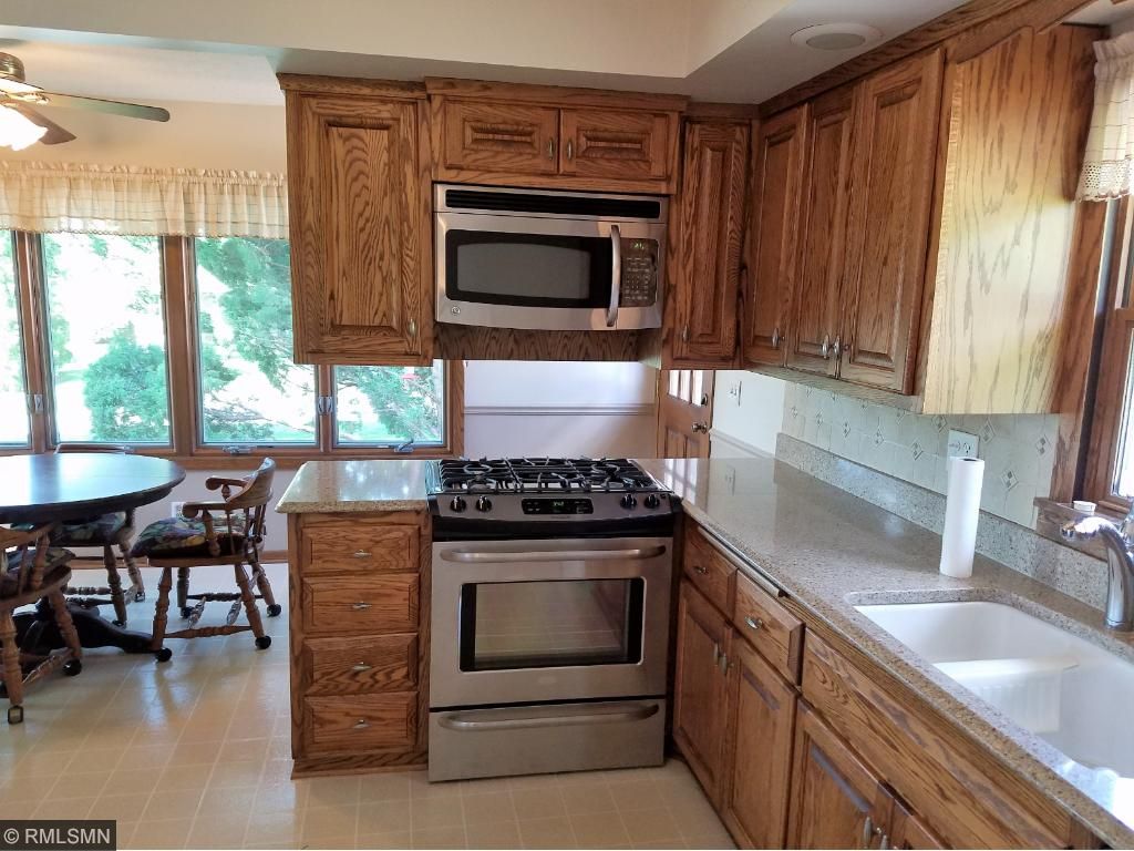 2840 Highview Ter, Eagan, MN 55121 photo 4