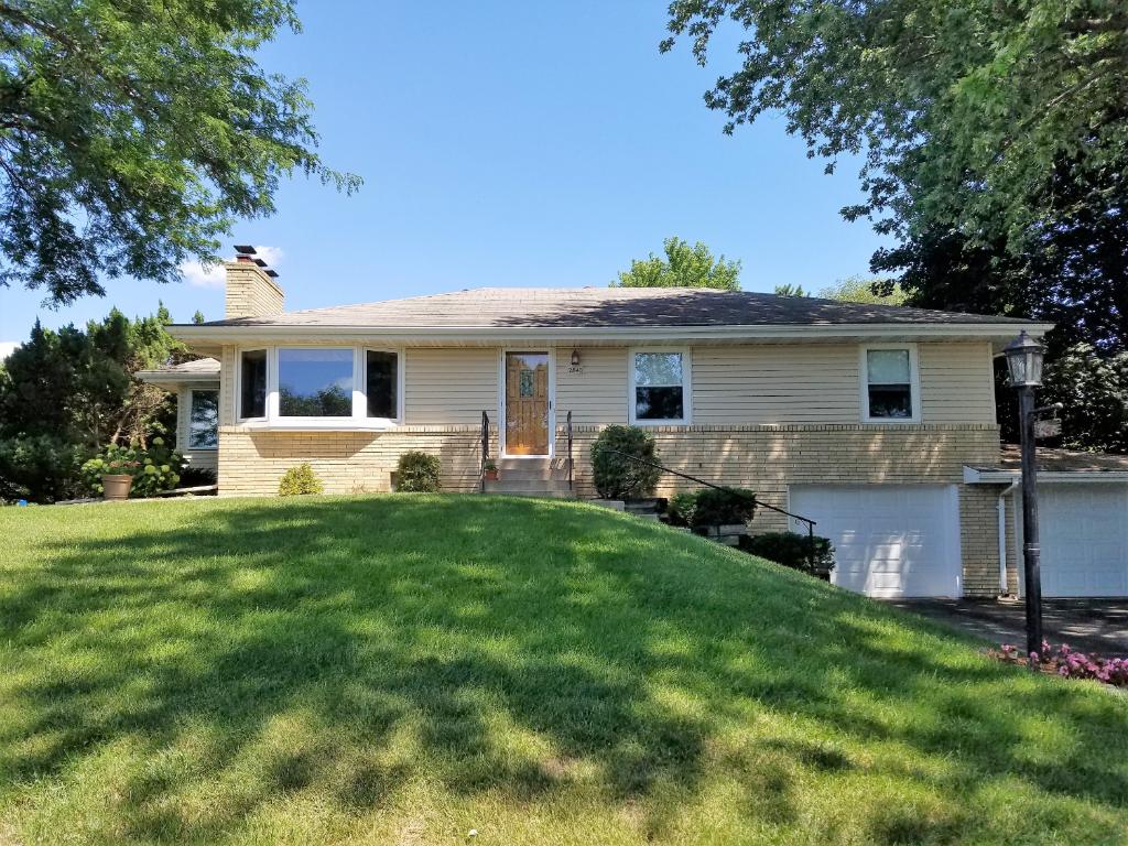 2840 Highview Ter, Eagan, MN 55121 photo 13