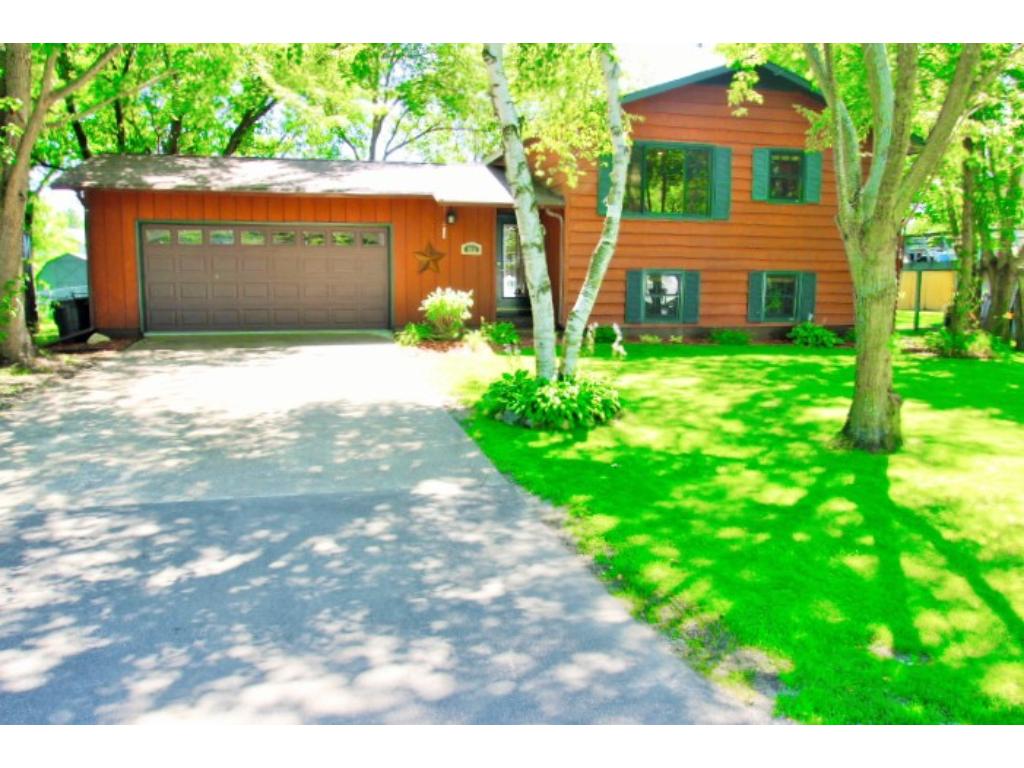 912 Hamlet Dr S, Avon, MN 56310 photo 1