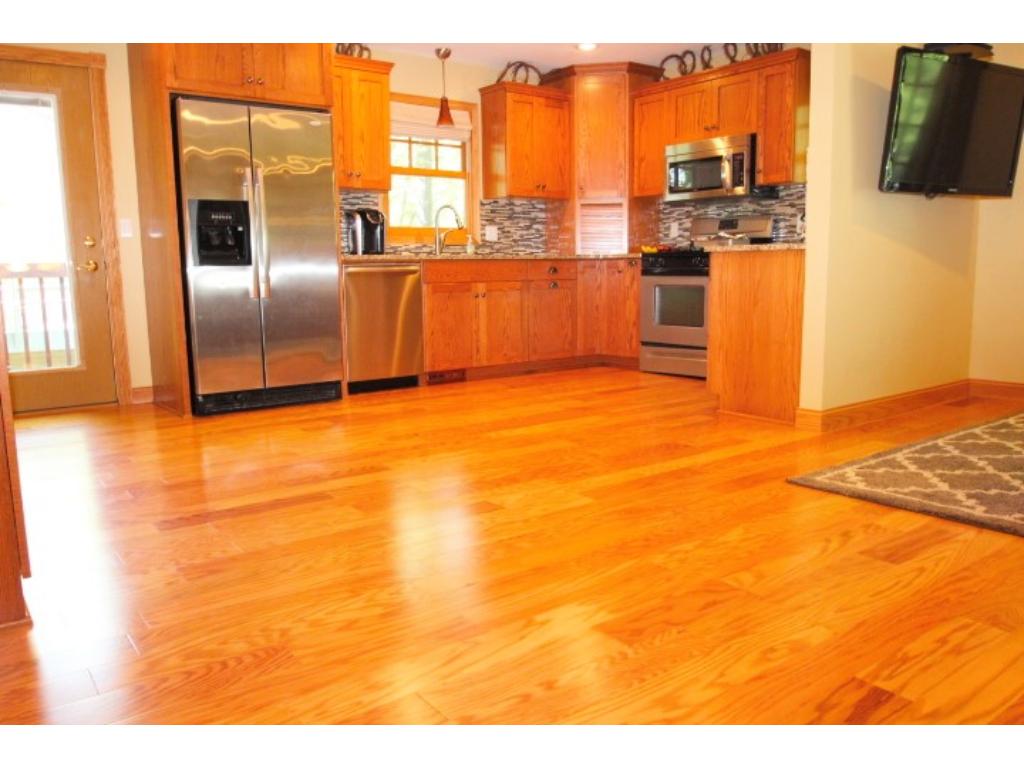 912 Hamlet Dr S, Avon, MN 56310 photo 2