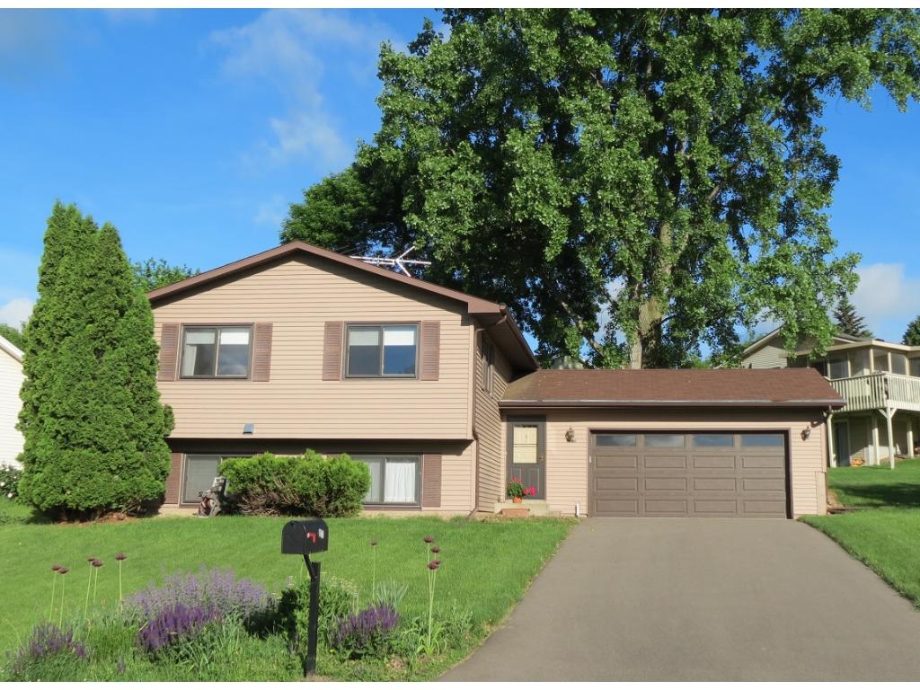 821 Cornwallis Ct, Eagan, MN 55123 photo 24