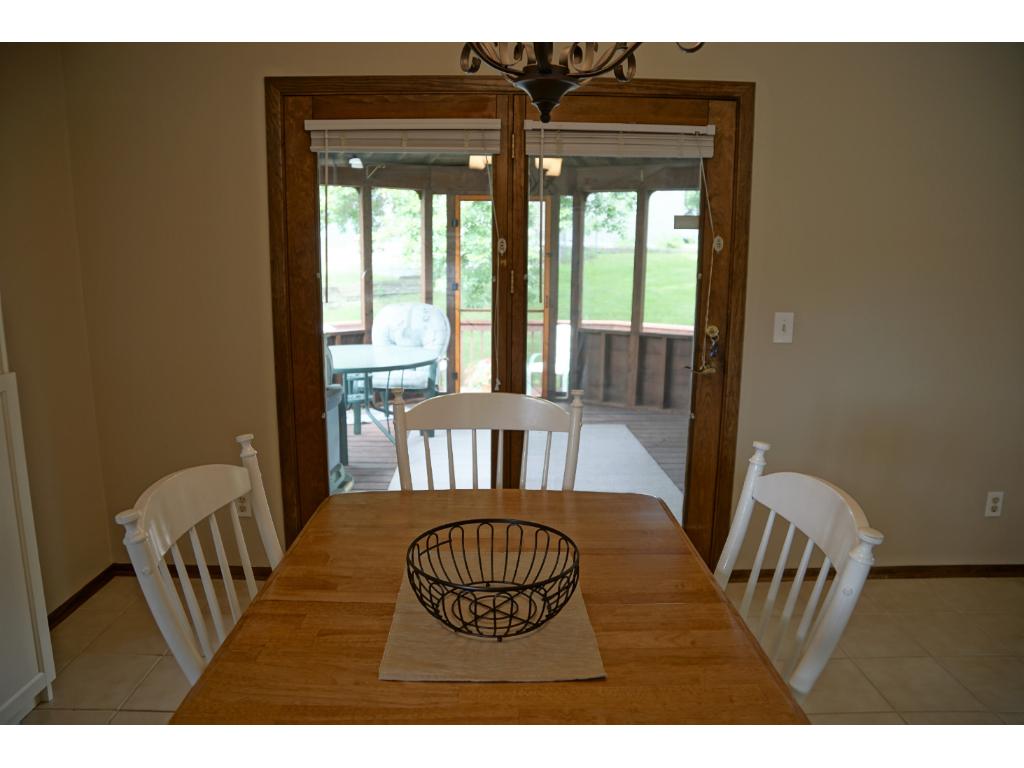 821 Cornwallis Ct, Eagan, MN 55123 photo 12