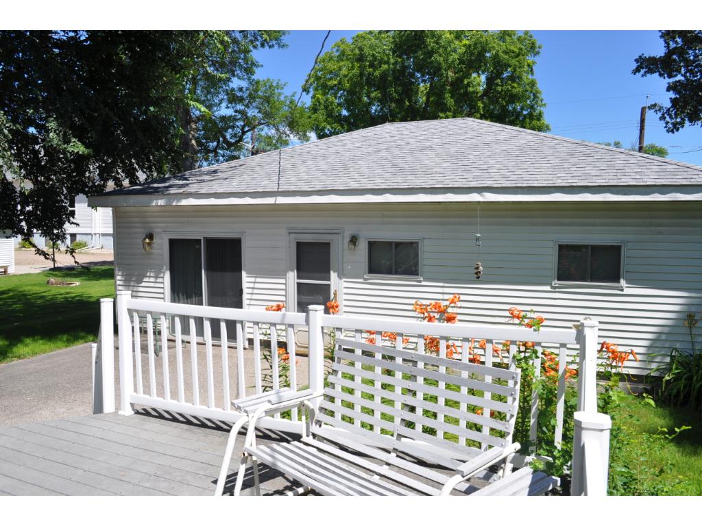 231 E 4th St, Hector, MN 55342 photo 3
