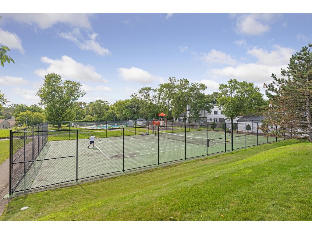 3415 Highlander Dr, Eagan, MN 55122 photo 23