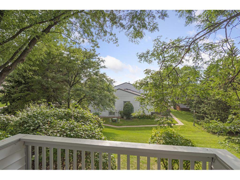 3415 Highlander Dr, Eagan, MN 55122 photo 13