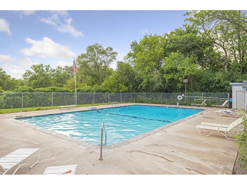 3415 Highlander Dr, Eagan, MN 55122 photo 22