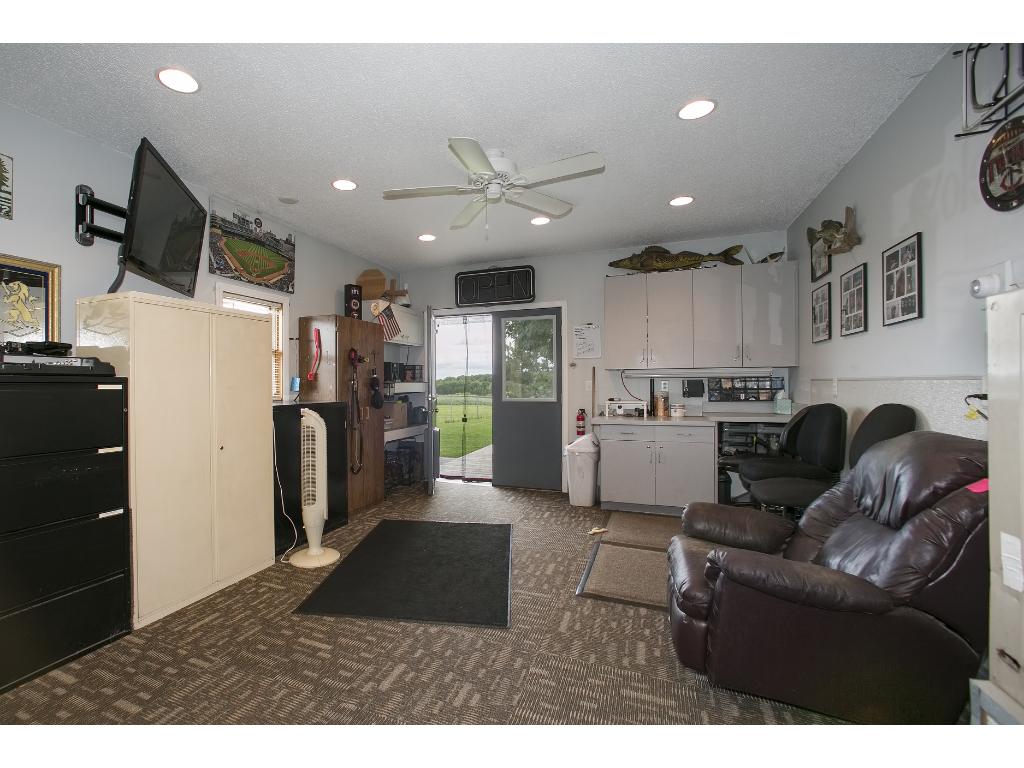 235 Loretto St, Loretto, MN 55357 photo 20