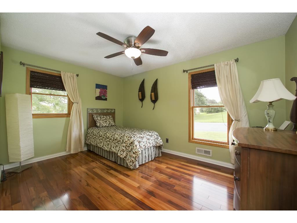235 Loretto St, Loretto, MN 55357 photo 10