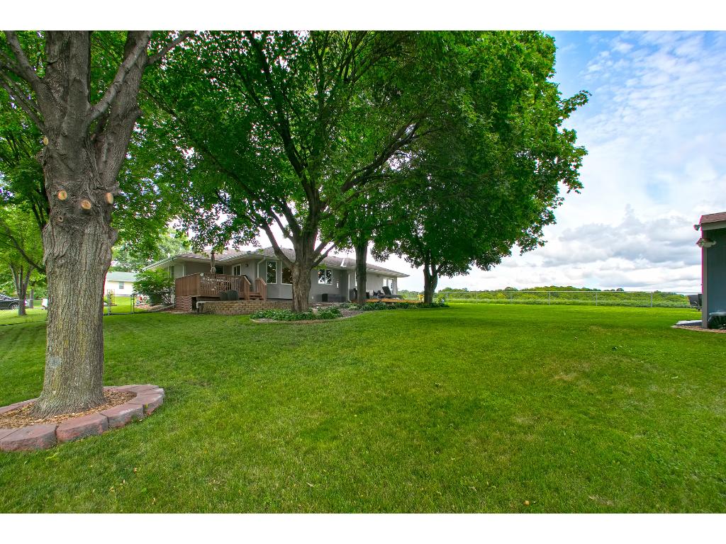 235 Loretto St, Loretto, MN 55357 photo 23